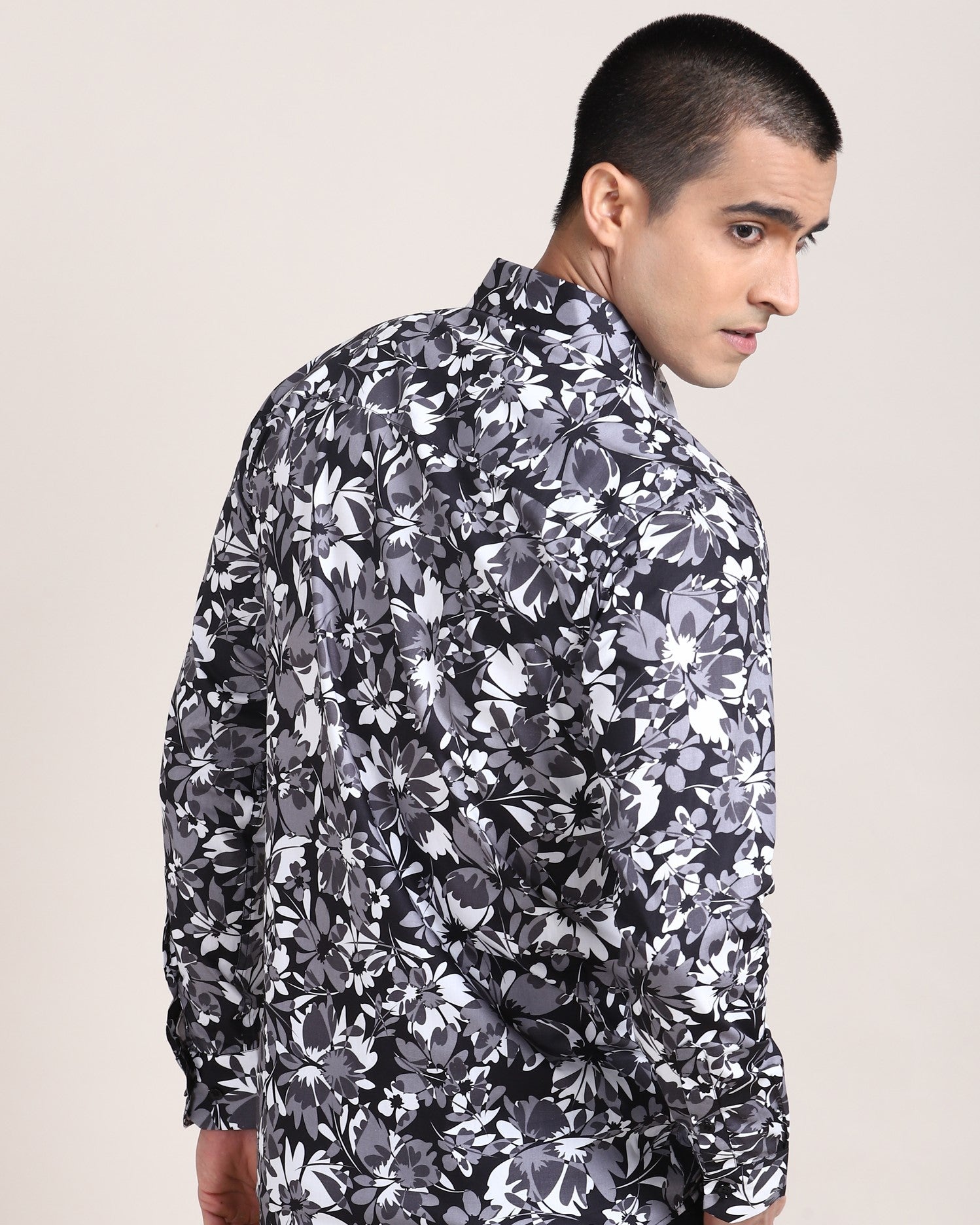 Fashion-forward floral shirt for a stylish look