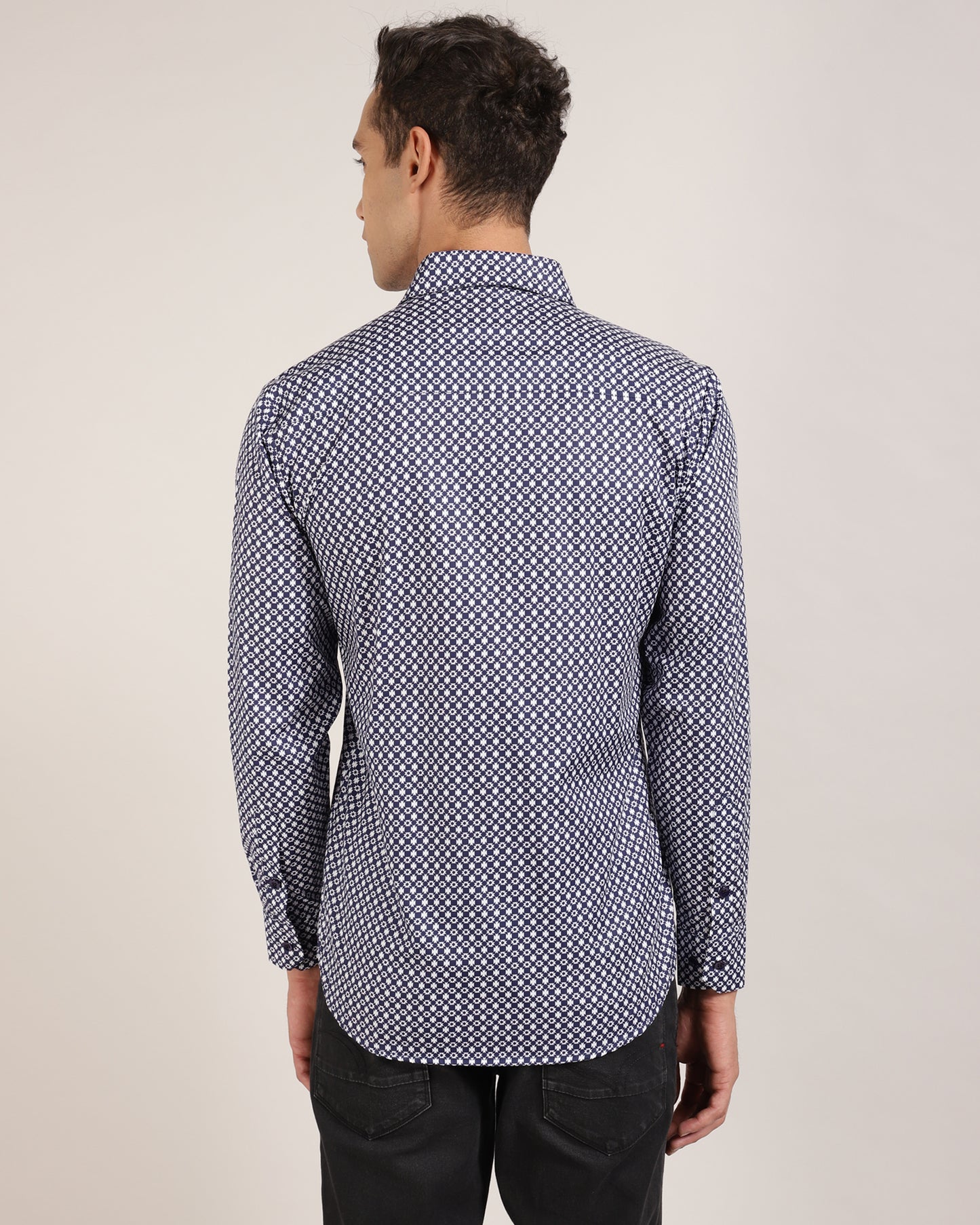 Blue geometric print shirt