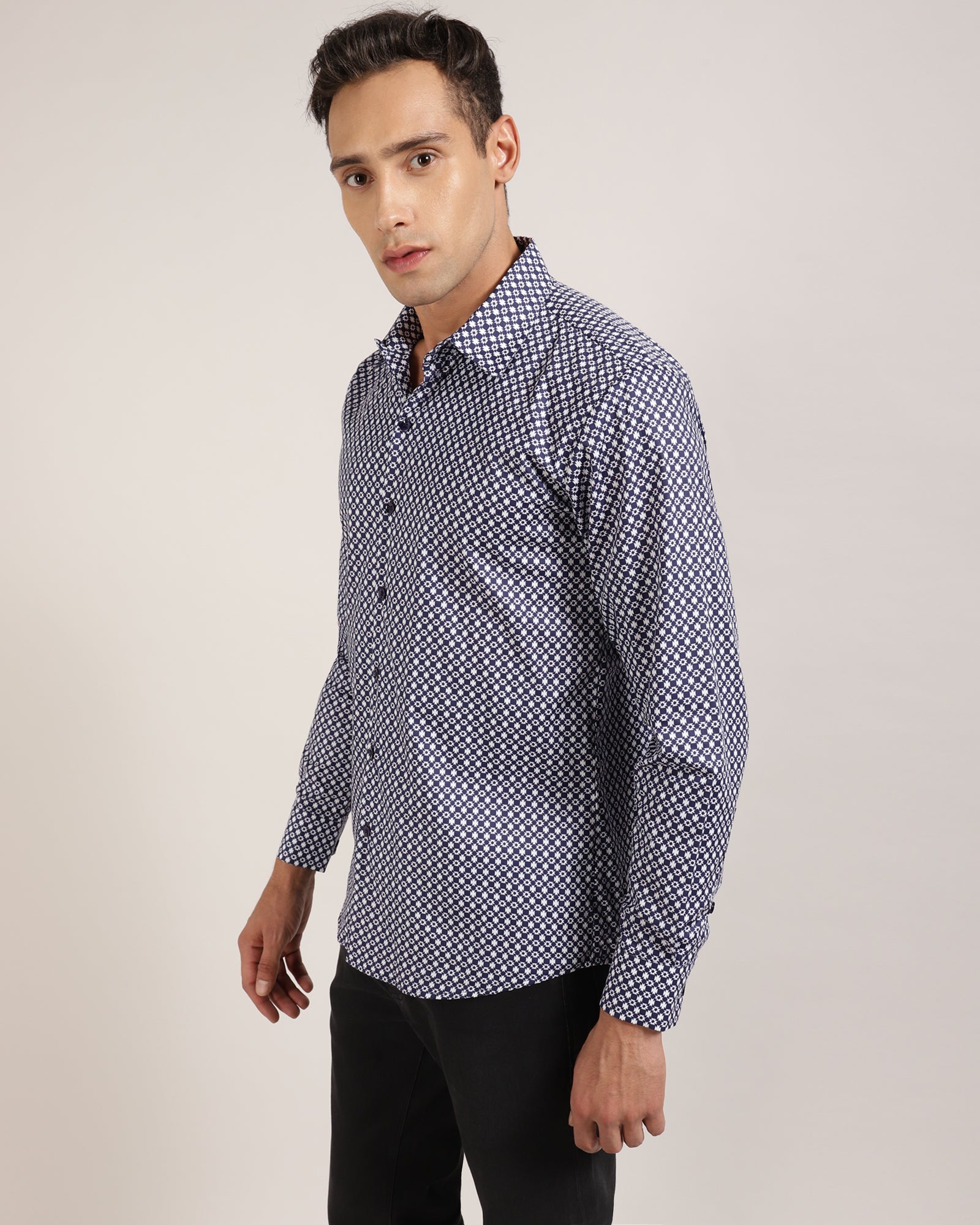 Monsui geometric print shirt for business casual style