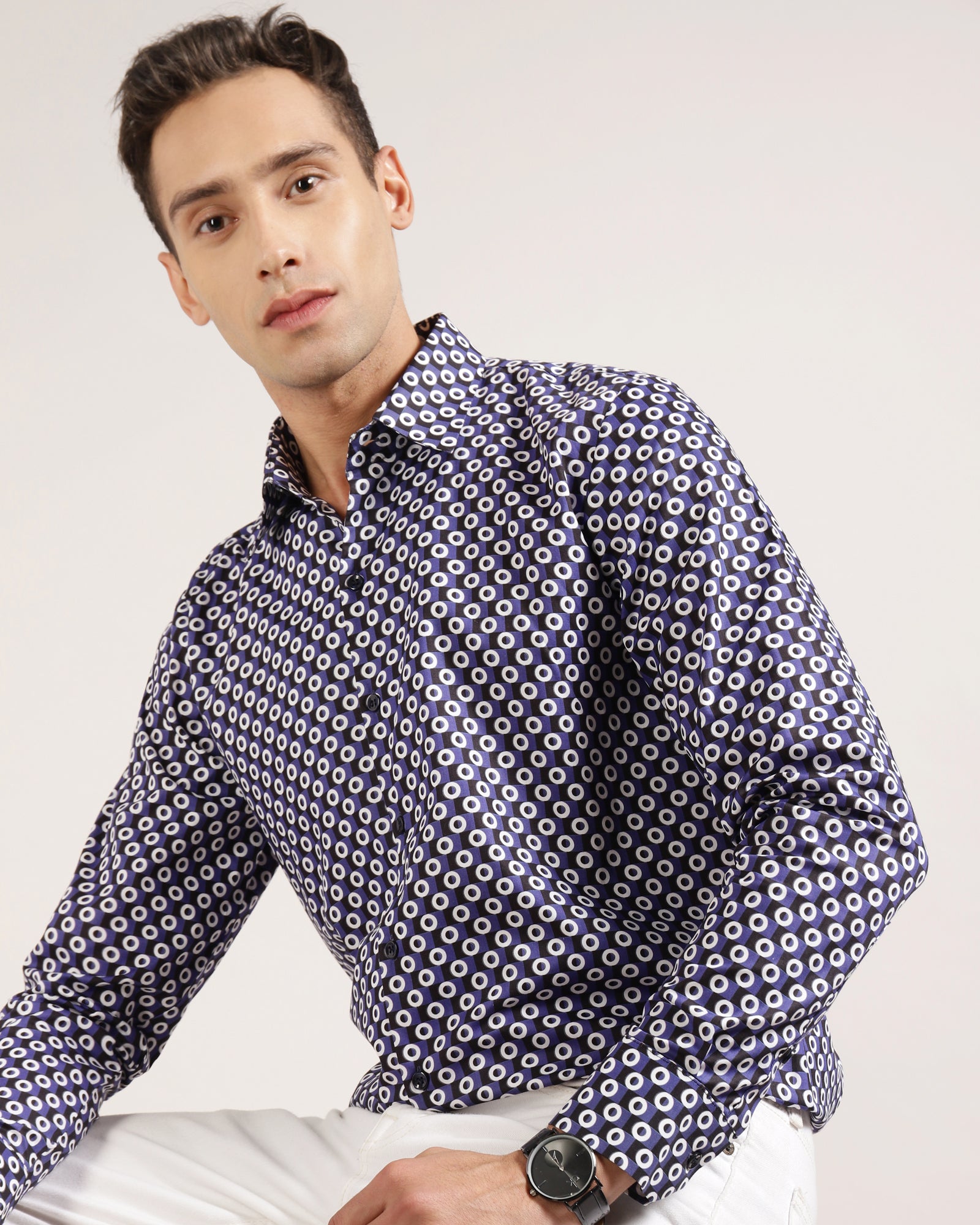 Durable and comfortable geometric shirt for men