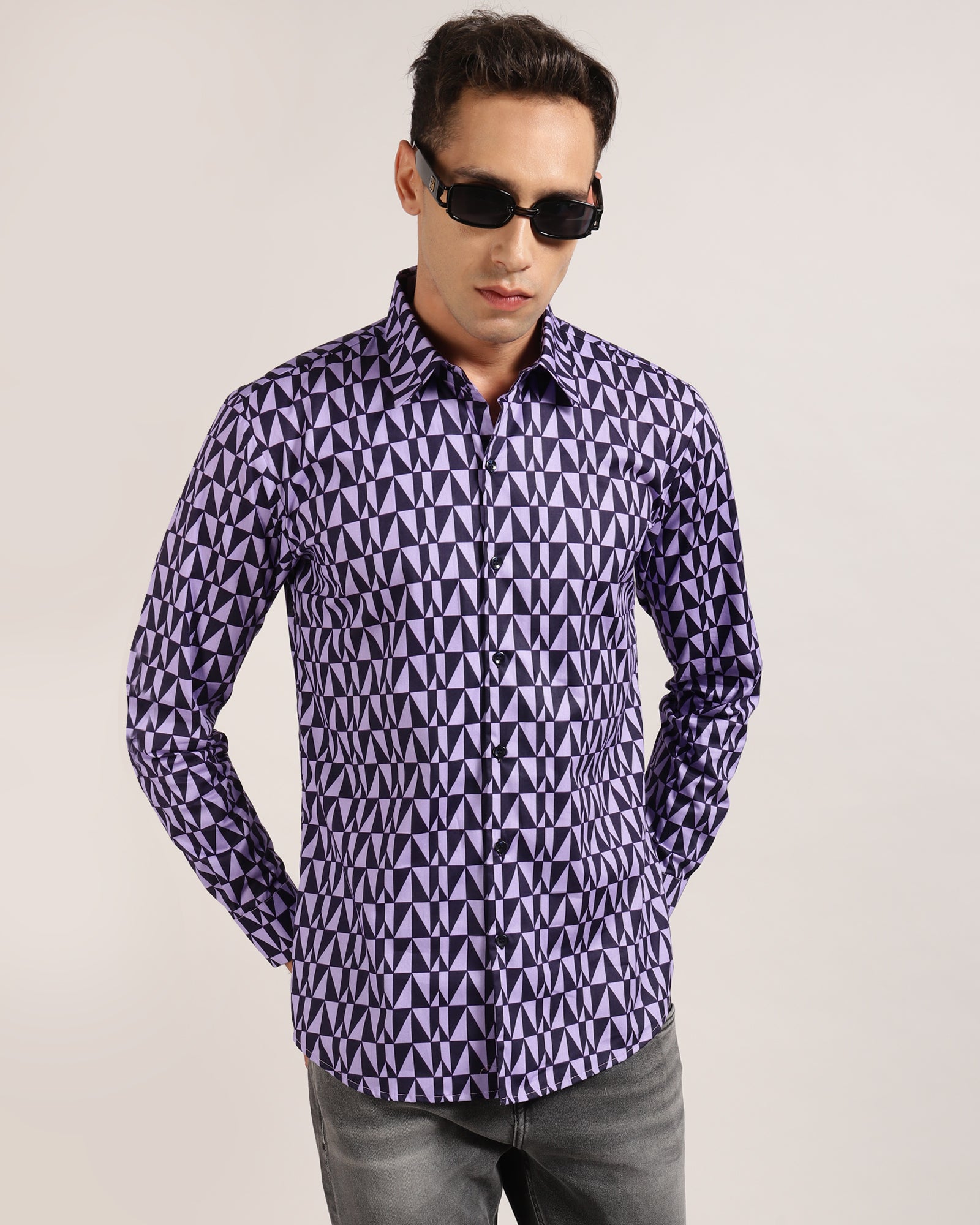 Experience the perfect blend of style and comfort with this purple and black geometric shirt from Monsui