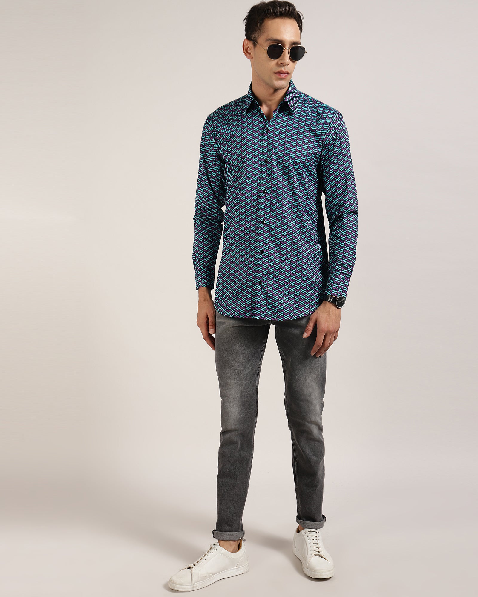 Monsui's geometric printed shirt, for the man who has it all