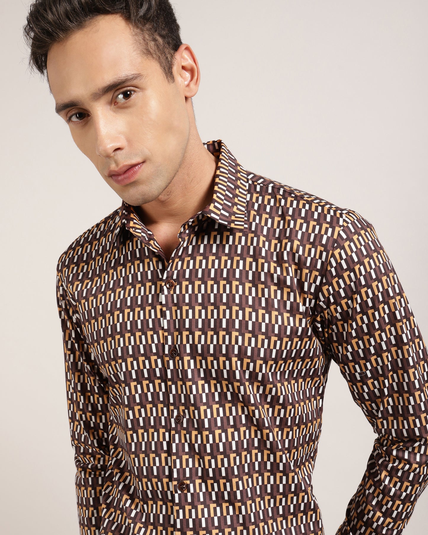 Get the best of both worlds with this stylish and comfortable geometric printed shirt, made with 100% premium cotton.