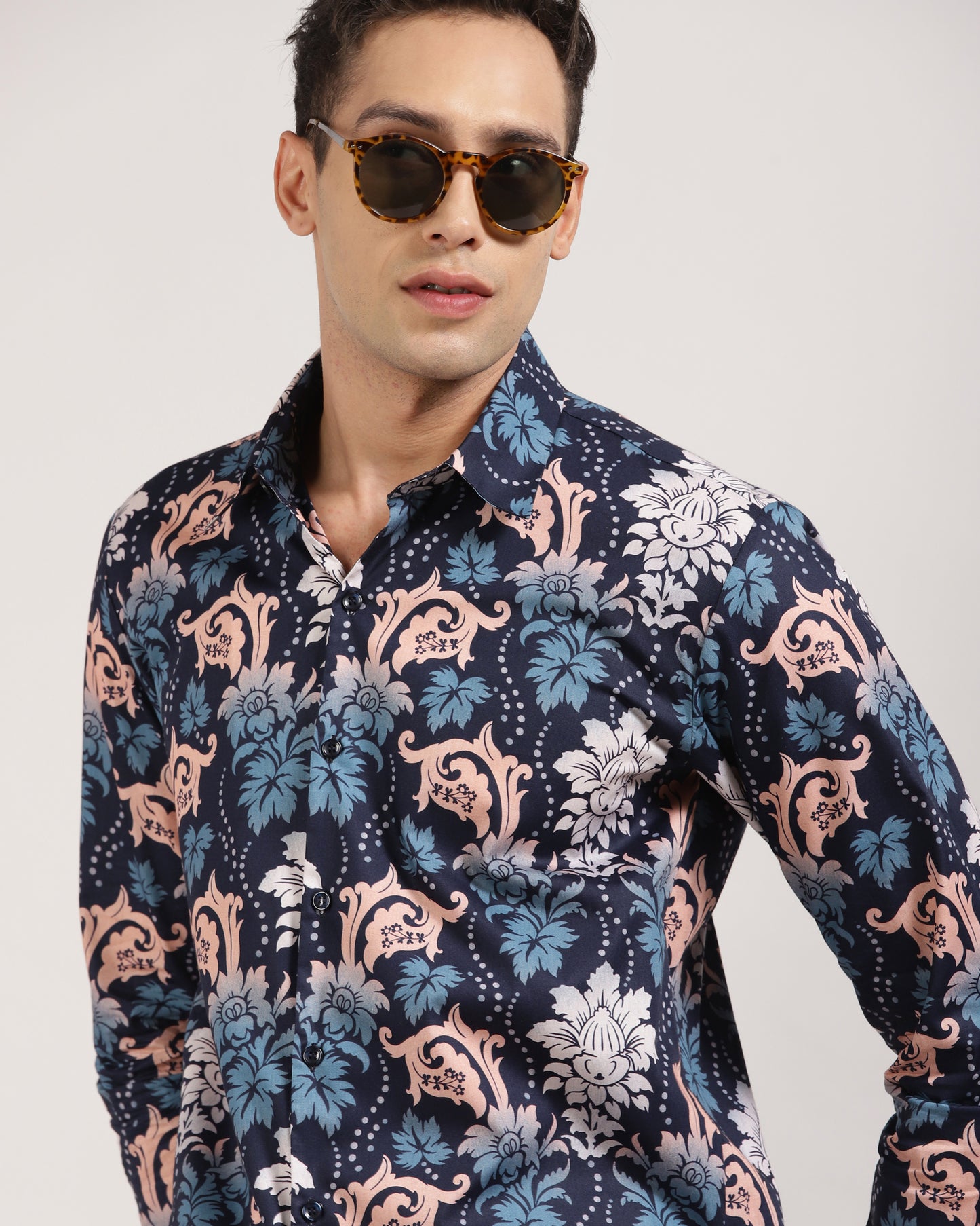 High-Quality Mens Floral Print Shirt in Full Sleeves